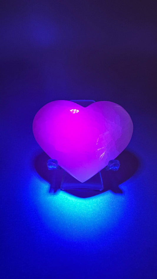 Pink Calcite Heart UV Reactive – Option C