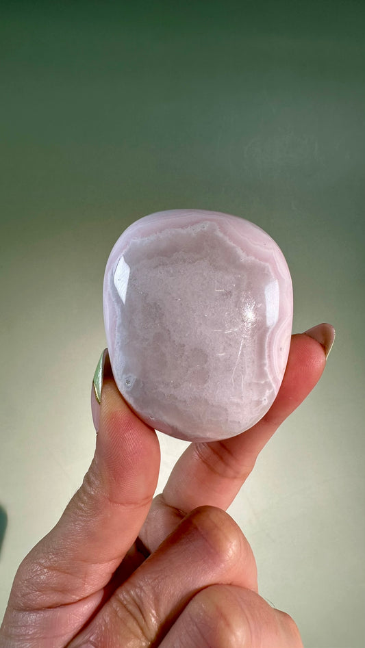 Peruvian Pink Mangano Calcite Freeform UV Reactive – Option A