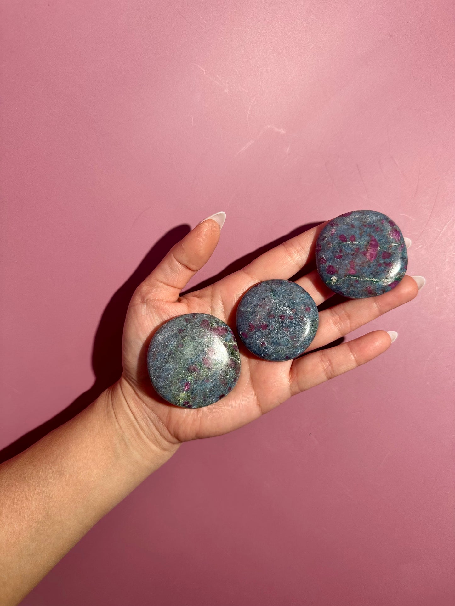Ruby Fuchsite Round Flat Palm