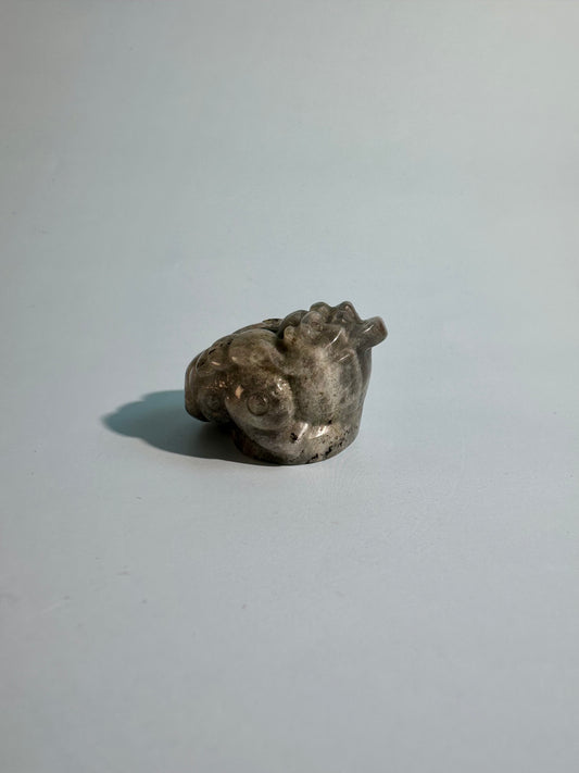 Flashy Labradorite Money Toad – Option B