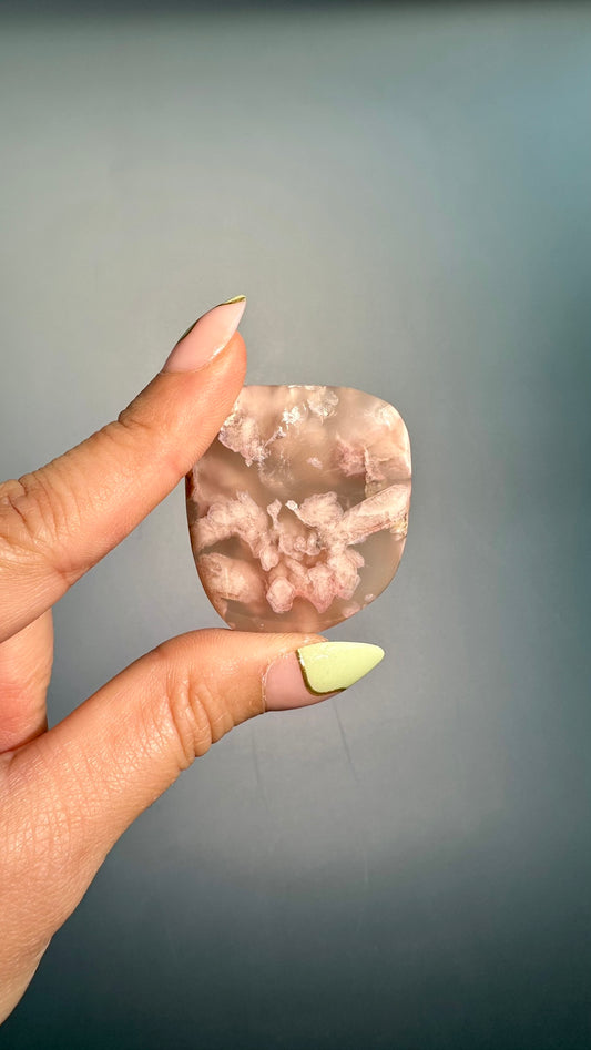 Flower Agate Irregular Flat Palm Stone