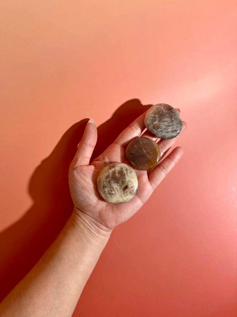 Sunstone Moonstone Round Flat Palm