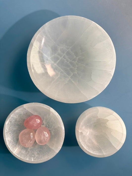 Medium Round Satin Spar (Selenite) Bowl