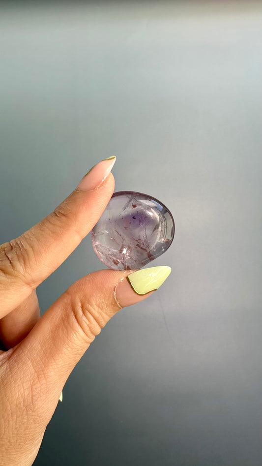 Light Amethyst Mini Round Flat Palm
