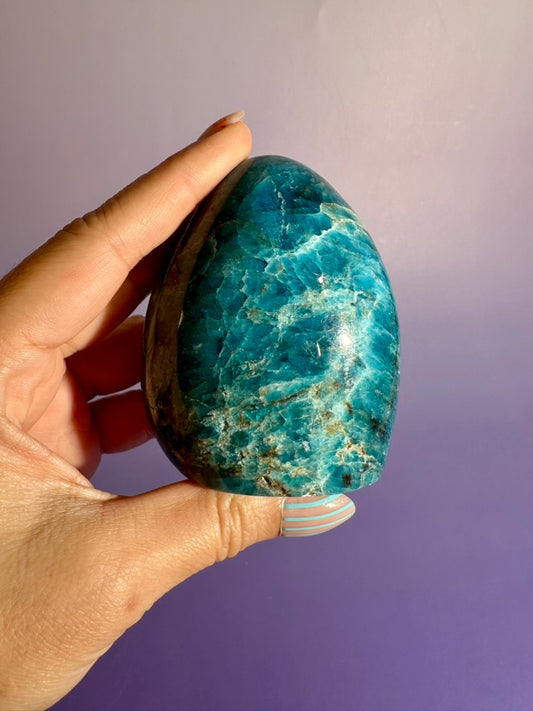 Blue Apatite Standing Freeform – Option B | Creativity, Manifestation & Collector Crystal