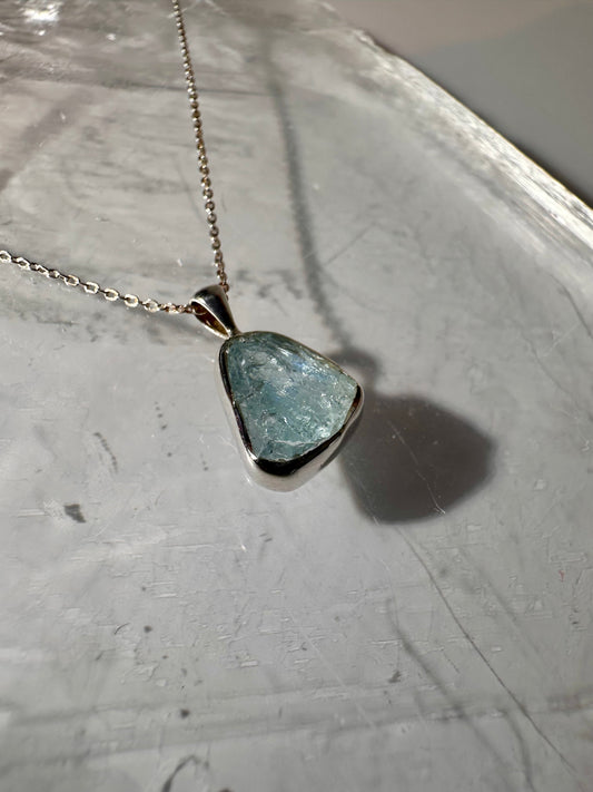 925 Sterling Silver Rough Aquamarine Bezel Pendant Necklace