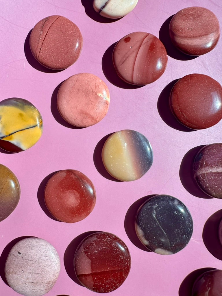 Mookaite Jasper Mini Round Flat Palm