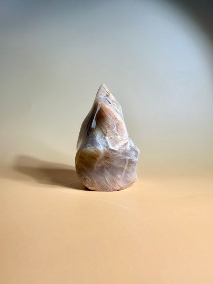 Peach Moonstone Flame – Option A | New Beginnings, Intuition & Feminine Energy Crystal