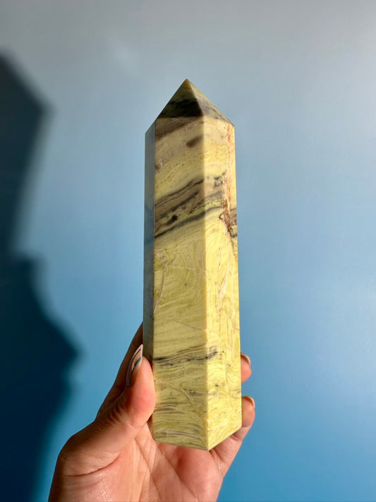 Serpentine Tower | Renewal, Protection & Grounding Crystal Tower