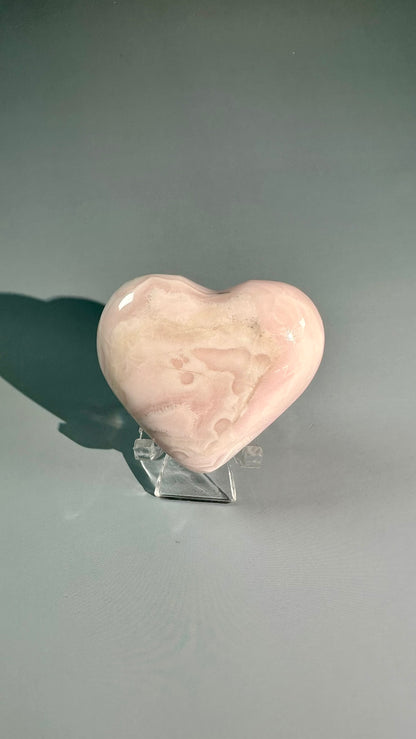 Peruvian Pink Mangano Calcite Heart UV Reactive – Option B
