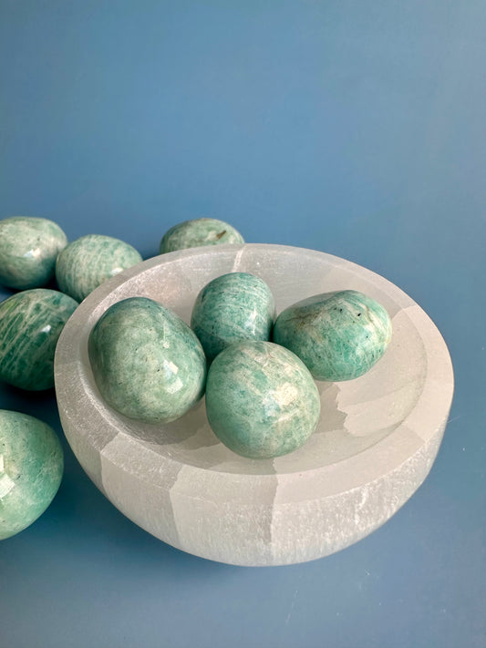 Small Round Satin Spar (Selenite) Bowl
