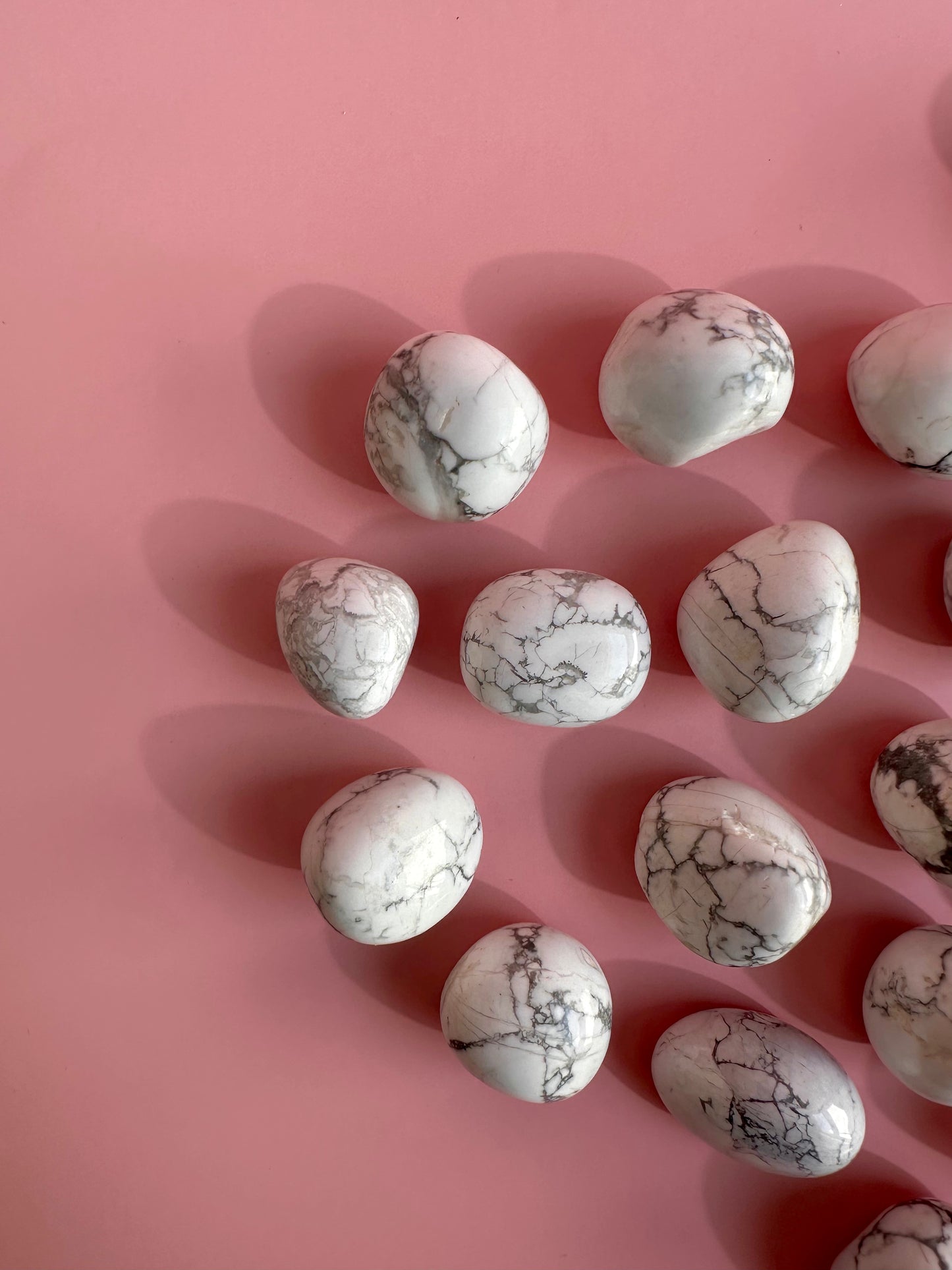 Howlite Tumble