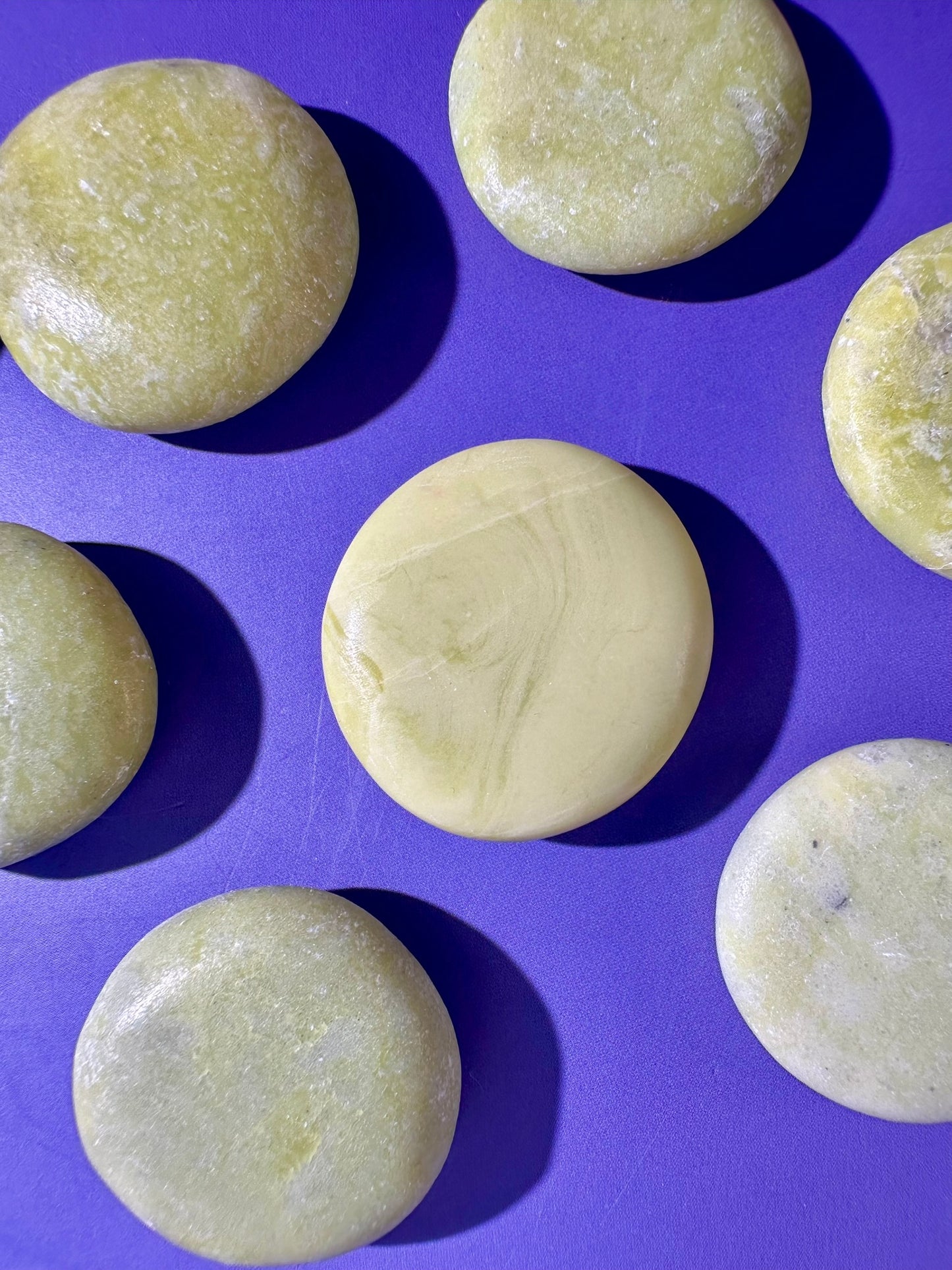 Serpentine Mini Round Flat Palm
