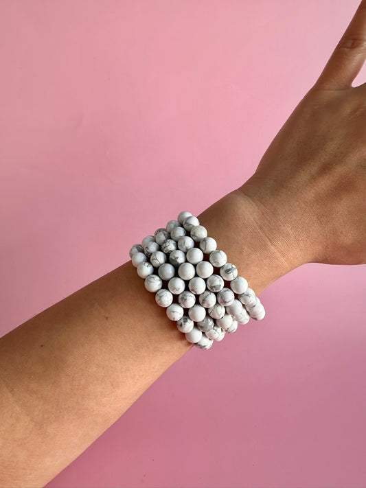 8mm Howlite Bracelet