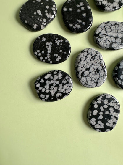 Snowflake Obsidian Flat Palm