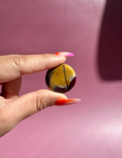 Mookaite Jasper Mini Round Flat Palm
