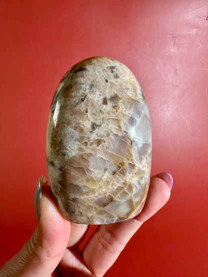 Peach Moonstone Standing Freeform – Option C | Collector Crystal, Balance & Gentle Transformation