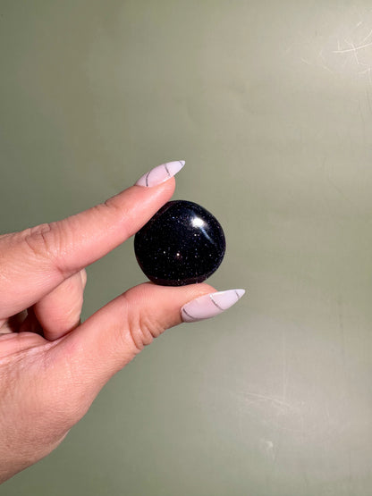 Blue Goldstone Mini Round Flat Palm