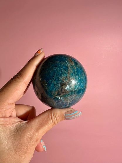 Blue Apatite Sphere – Option B | Manifestation, Focus & Ocean Energy Crystal