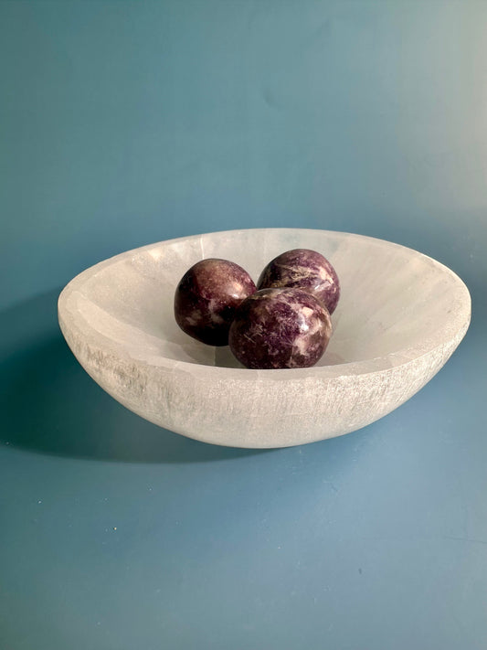Large Round Satin Spar (Selenite) Bowl