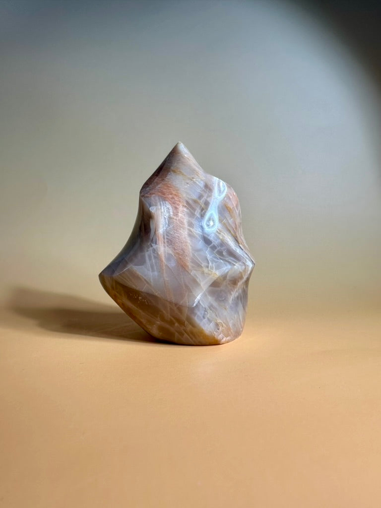 Peach Moonstone Flame – Option A | New Beginnings, Intuition & Feminine Energy Crystal