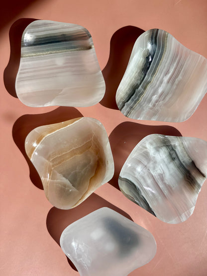 Banded Onyx Irregular Dish