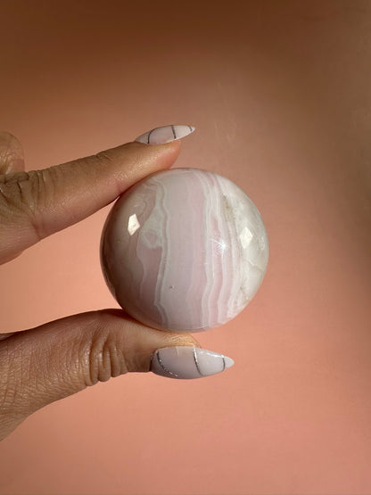 Peruvian Pink Mangano Calcite Sphere UV Reactive – Option E