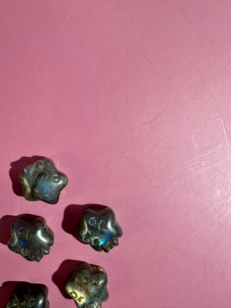 Mini Labradorite Smiley Star | Cute Crystal Carving