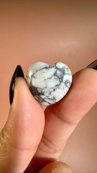 Mini Howlite Heart