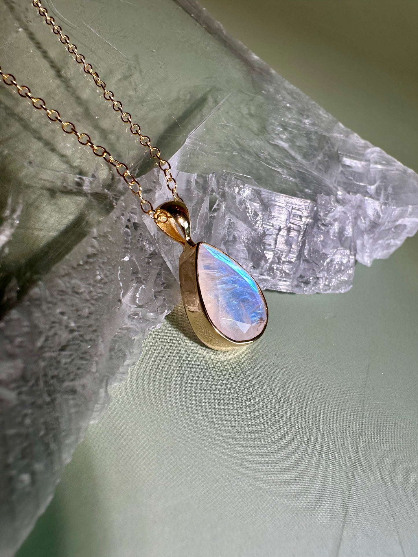 925 Sterling Silver 18K Yellow Gold Vermeil Faceted Rainbow Moonstone Pear Bezel Necklace