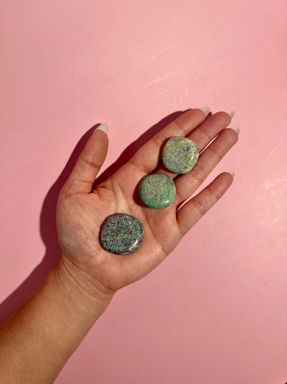 Ruby Fuchsite Mini Round Flat Palm