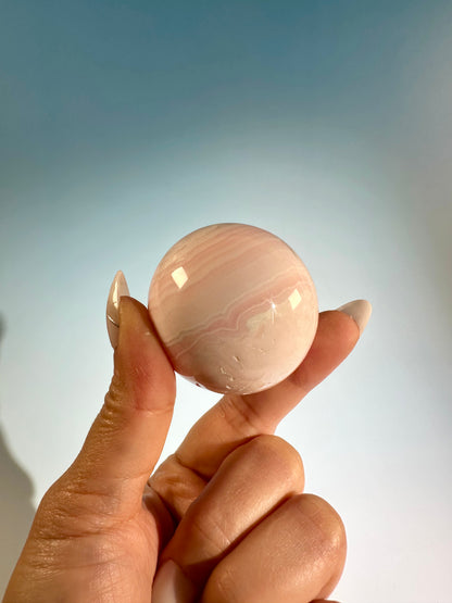 Peruvian Pink Mangano Calcite Sphere UV Reactive – Option A
