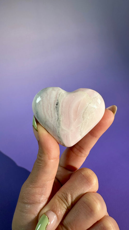 Peruvian Pink Mangano Calcite Heart UV Reactive – Option C