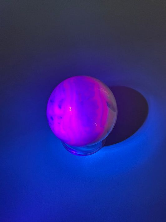 Peruvian Pink Mangano Calcite Sphere UV Reactive – Option D