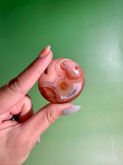 Carnelian Round Flat Palm