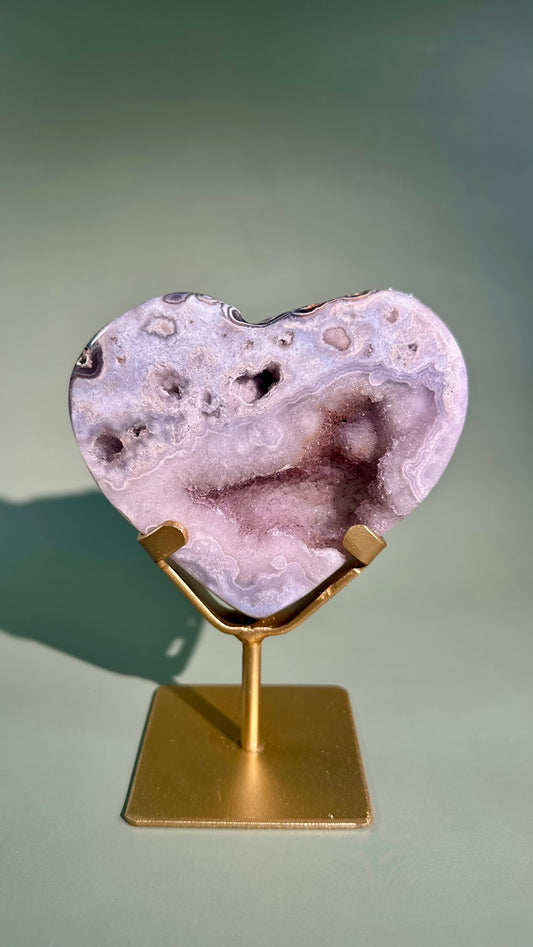 Pink Amethyst Heart on Gold Stand – Option B