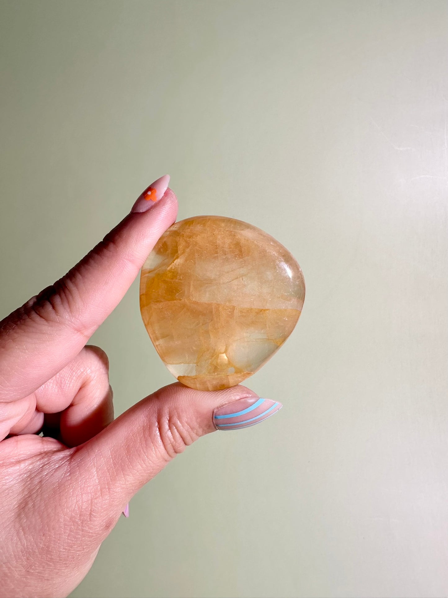 Golden Healer Irregular Flat Palm