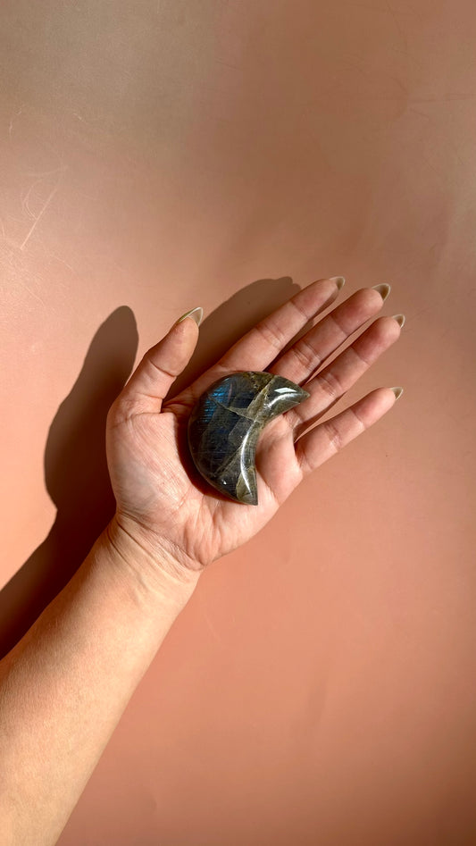 Small Blue Flash Labradorite Crescent Moon – Option C
