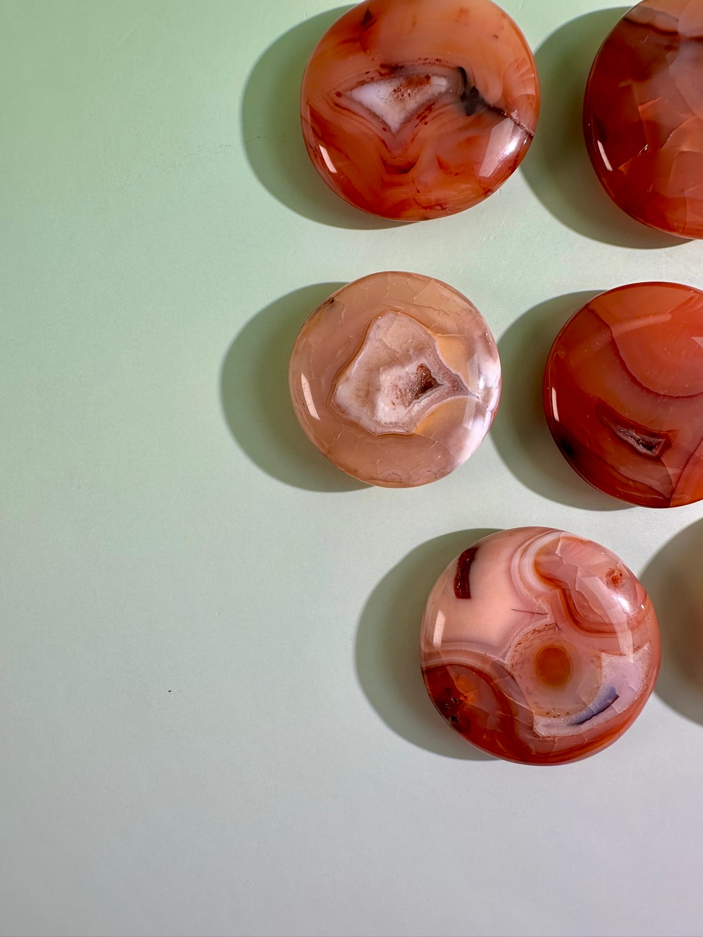 Carnelian Round Flat Palm