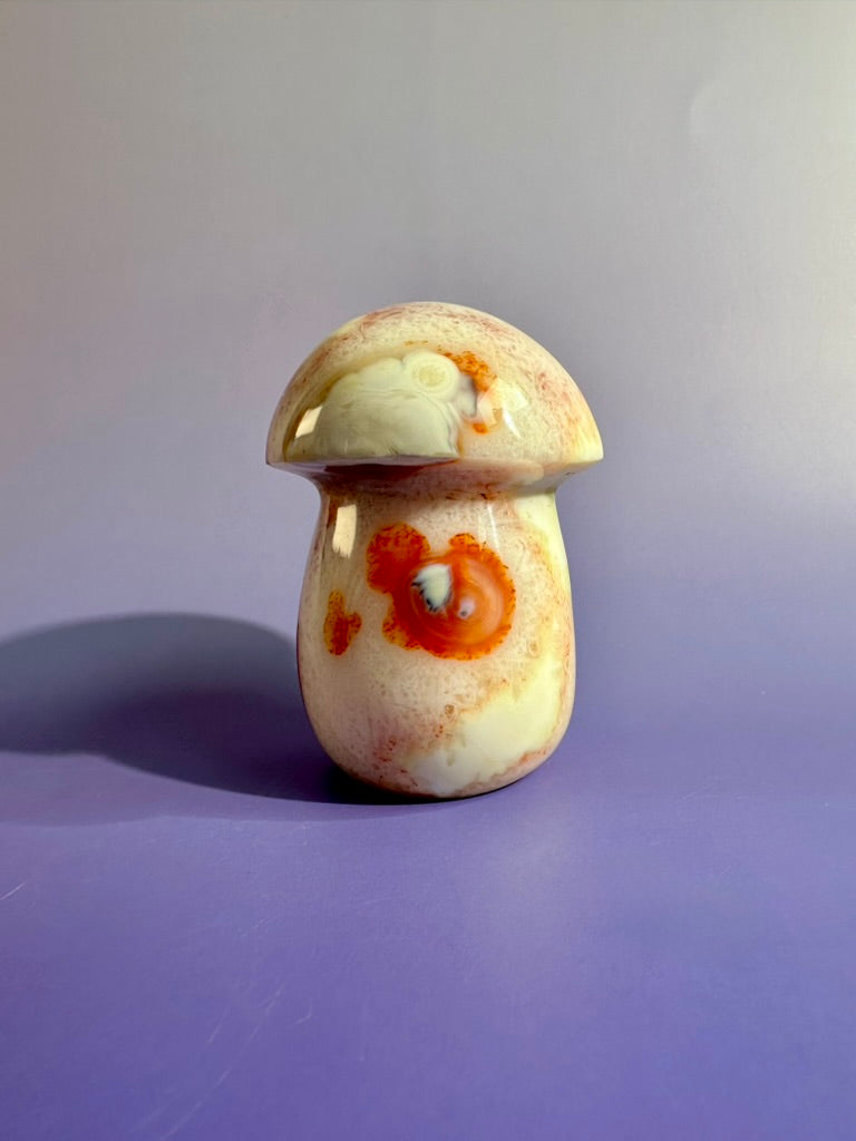 Carnelian Mushroom Carving – Option C | Collector Crystal, Abundance & Confidence