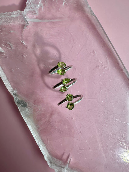 925 Sterling Silver Alma Toi et Moi Two-Stone Adjustable Faceted Peridot Prong Ring