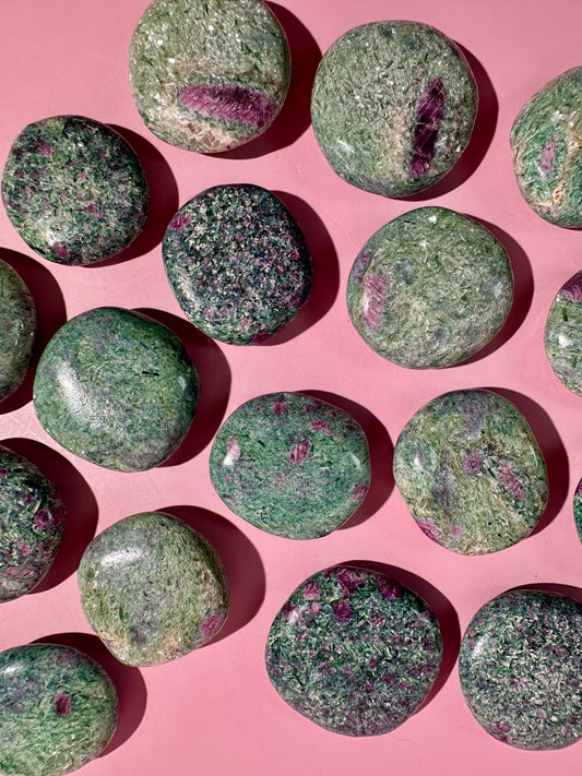 Ruby Fuchsite Mini Round Flat Palm