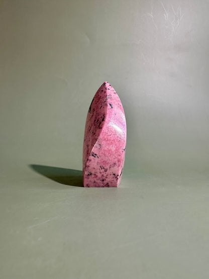 Peruvian Rhodonite Flame – Option B