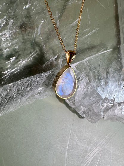 925 Sterling Silver 18K Yellow Gold Vermeil Faceted Rainbow Moonstone Pear Bezel Necklace