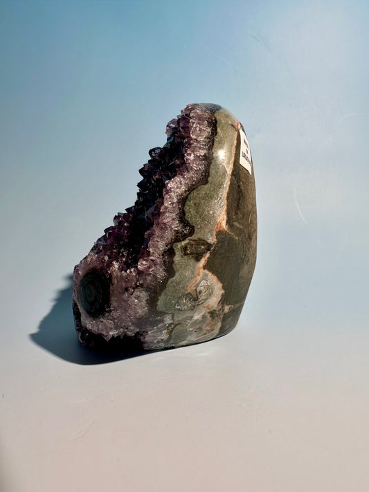 Amethyst Cut Base with Stalactite Eyes – Option C