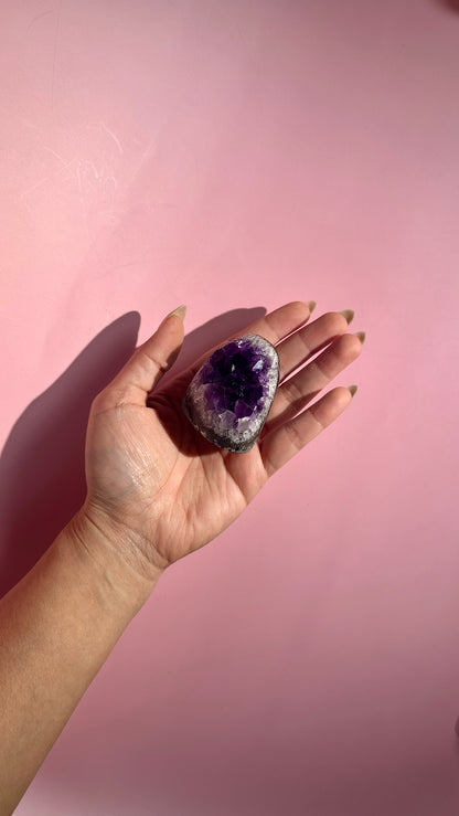 Small Uruguayan Amethyst Cut Base – Option A