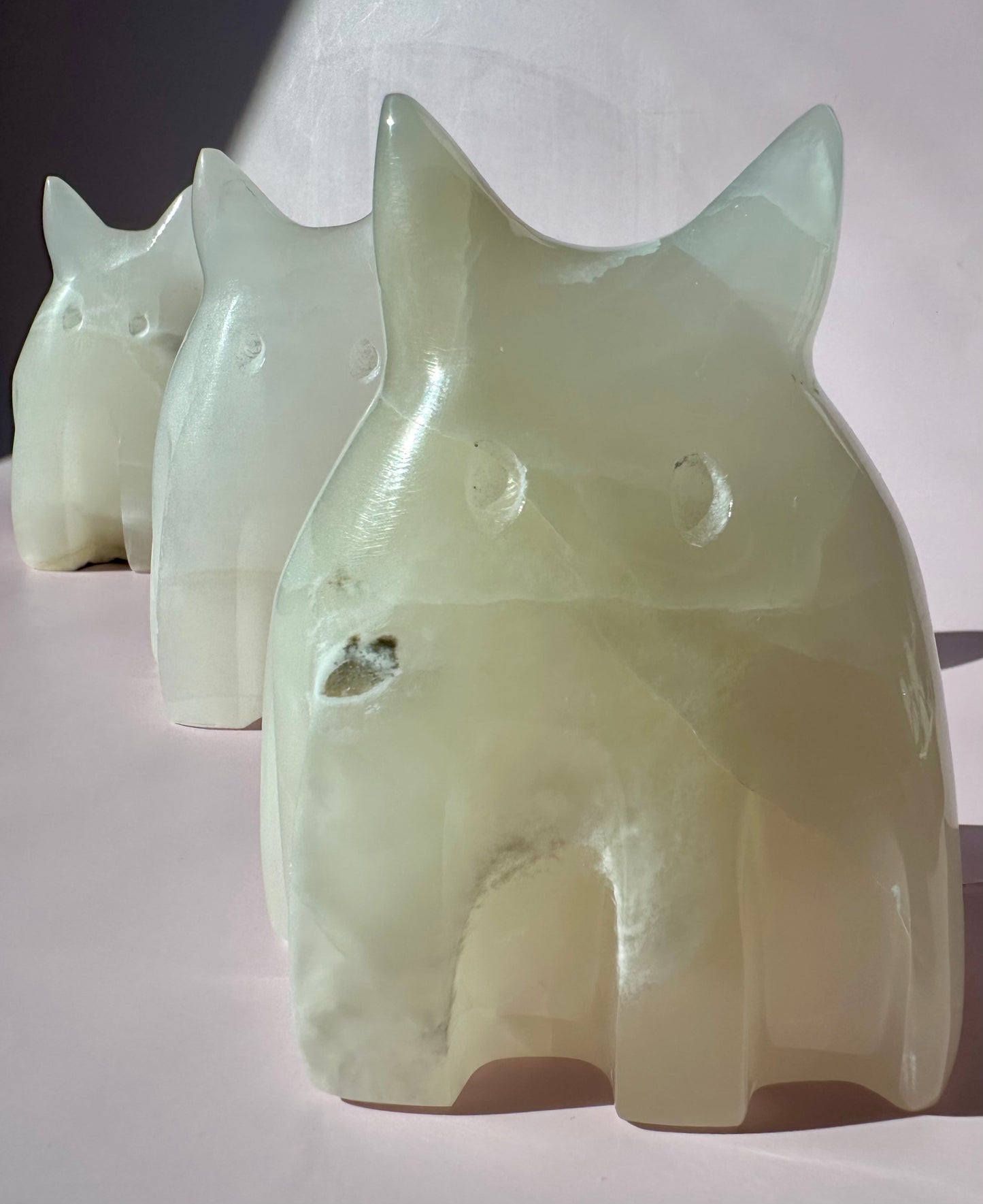 Hand-Carved White Onyx Kitty Cat Ghost