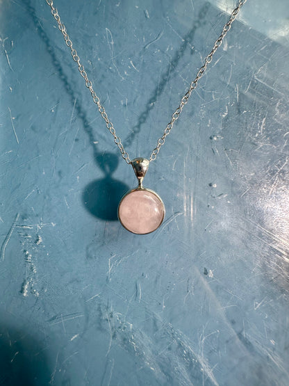 925 Sterling Silver Polished Rose Quartz Round Bezel Necklace