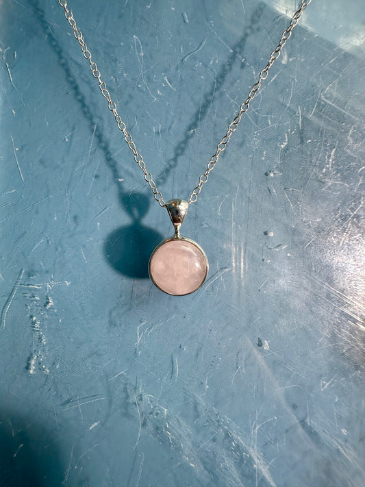 925 Sterling Silver Polished Rose Quartz Round Bezel Necklace