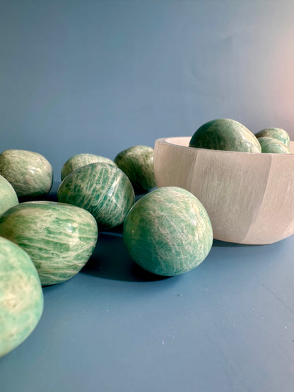 Small Round Satin Spar (Selenite) Bowl